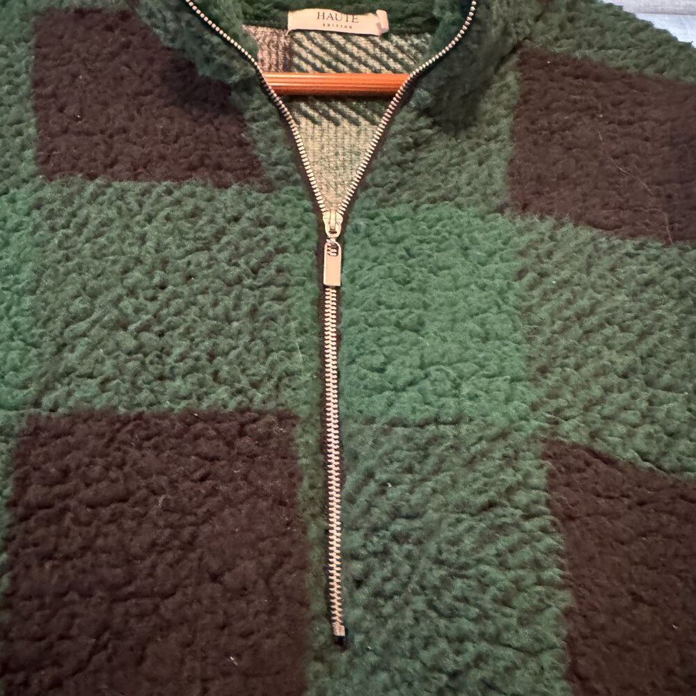 HAUTE  FLEECE - Picture 2 of 3